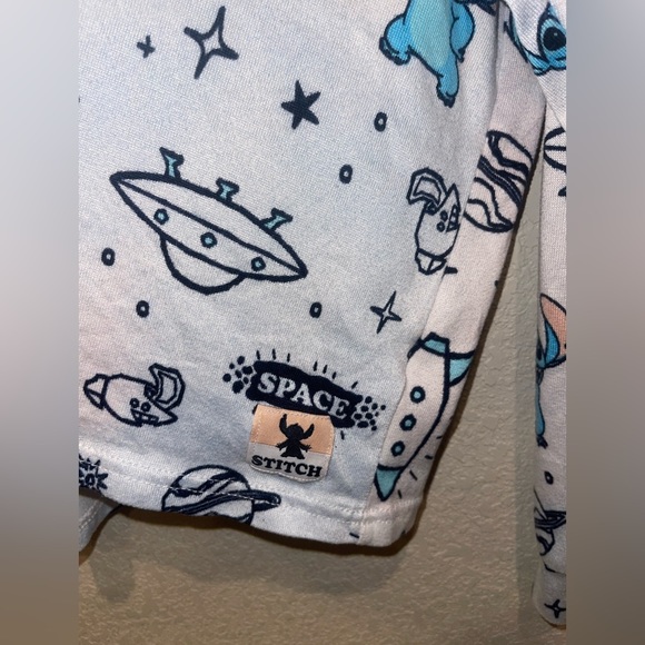 Disney Stitch Flannel Shirt All Over Graphic Size XL Soft Material - Picture 8 of 8